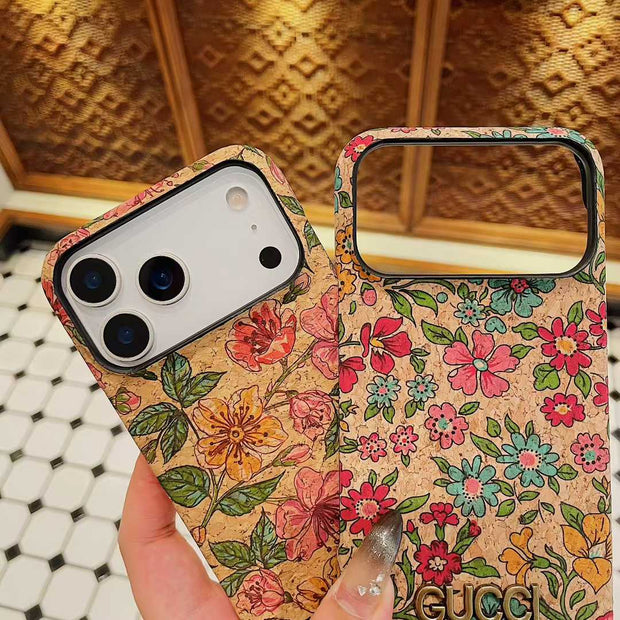 グッチデザインのiPhone 13-17シリーズ用プレミアムiPhoneケース
