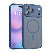 在庫あり。iPhone 17 Pro 用フルカバー、細かい穴あきのマグネット式電話ケース、2 in 1 フロストケースです。