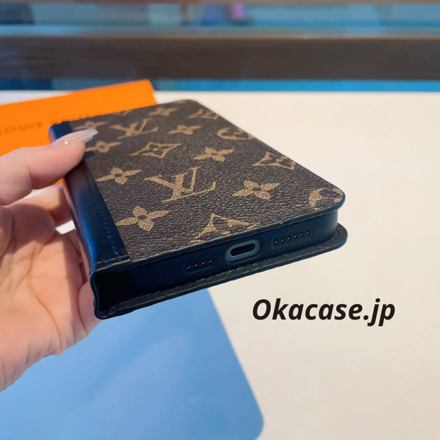 プレミアムレザー モノグラム iPhoneケース 大きな印刷（カード収納・コインポケット付き／ビッグプリント-OKHYL004