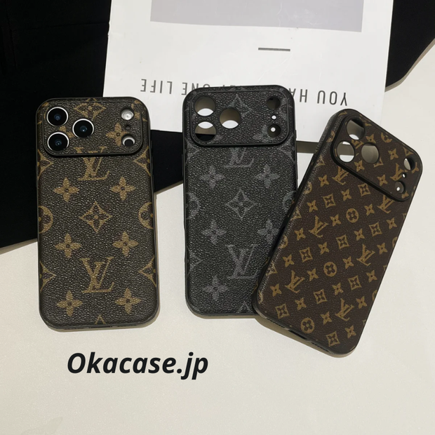 高級レザーiPhoneケースのアルファベット iPhone 17シリーズケース黒印刷-CRK251154